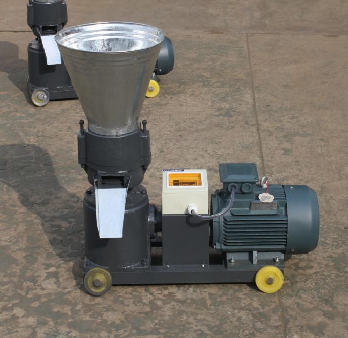 Máy băm dăm gỗ chạy xăng 220 V Logo tùy chỉnh một pha 1