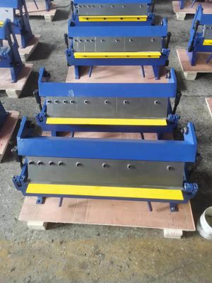 Máy phanh kim loại gấp chính xác Tấm sắt Máy uốn kim loại thủy lực