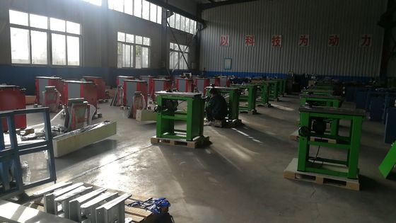 Máy cưa bàn tròn 16mm Máy cắt gỗ khung thép
