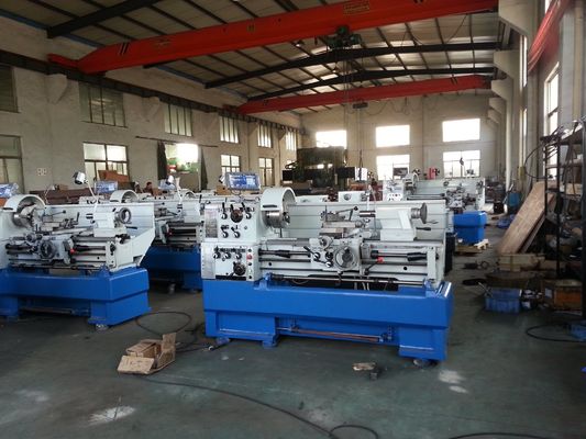 Máy tiện kim loại CNC C6241 Cấu trúc tường đôi 230V Máy tiện băng ghế kim loại